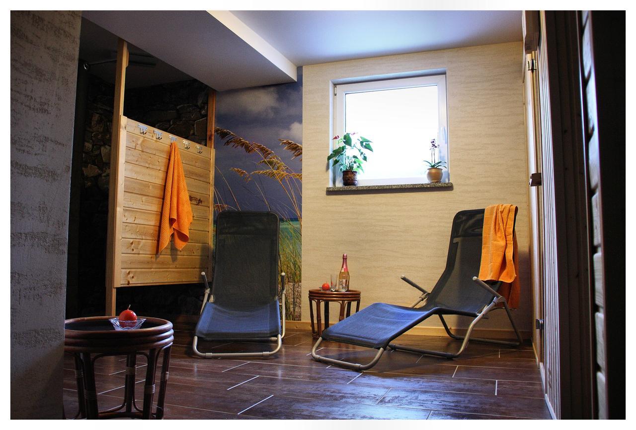 Krokus Apartamento Piechowice Exterior foto
