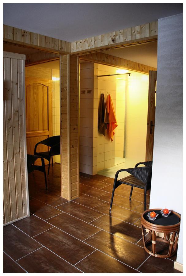 Krokus Apartamento Piechowice Exterior foto
